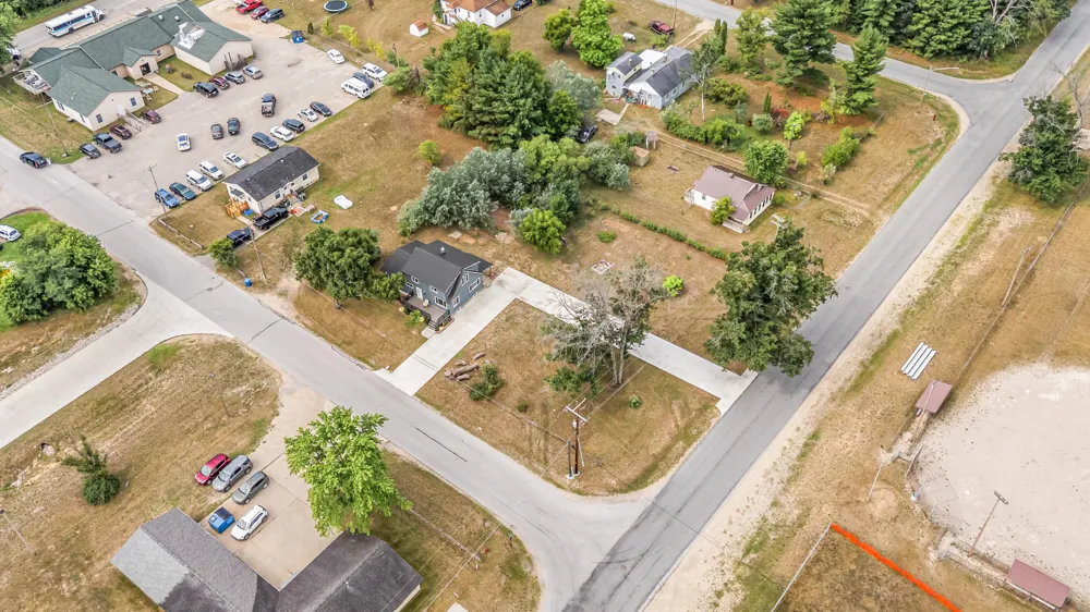 1085 Maple Street Baldwin, MI 49304