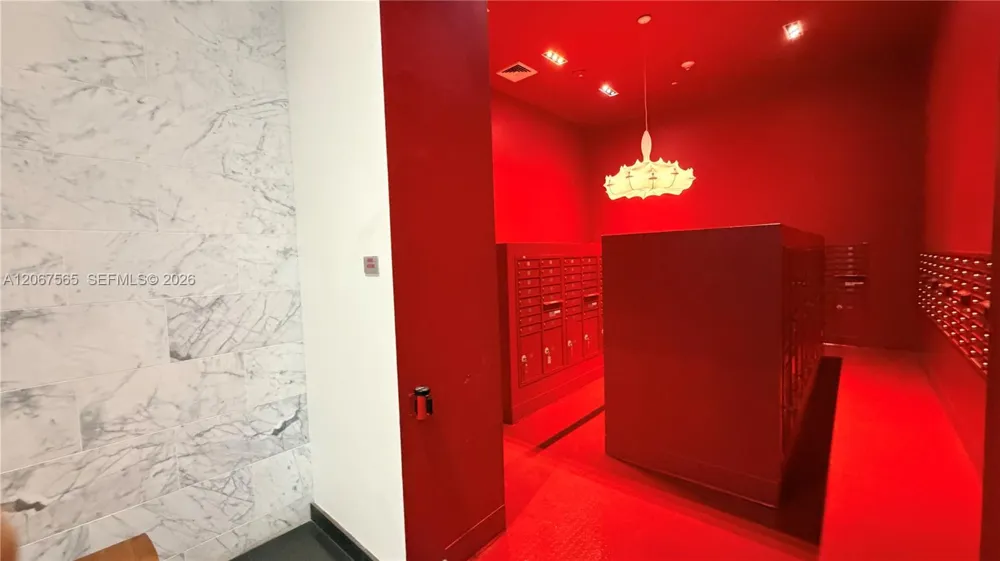 1600 NE 1st Ave #2512 Miami, FL 33132
