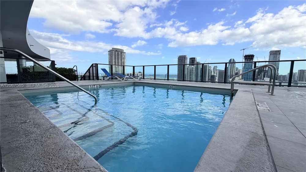 1600 NE 1st Ave #2512 Miami, FL 33132
