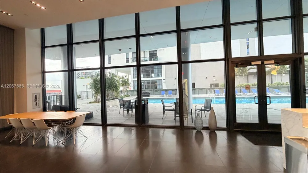 1600 NE 1st Ave #2512 Miami, FL 33132