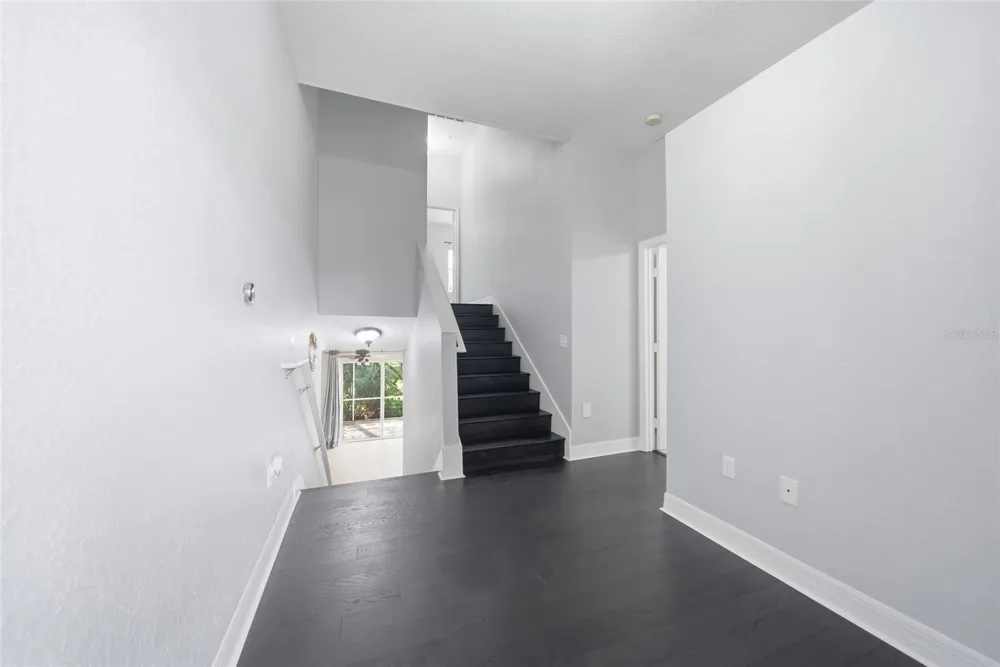 515 VILLA TREVISO COURT Apollo Beach, FL 33572