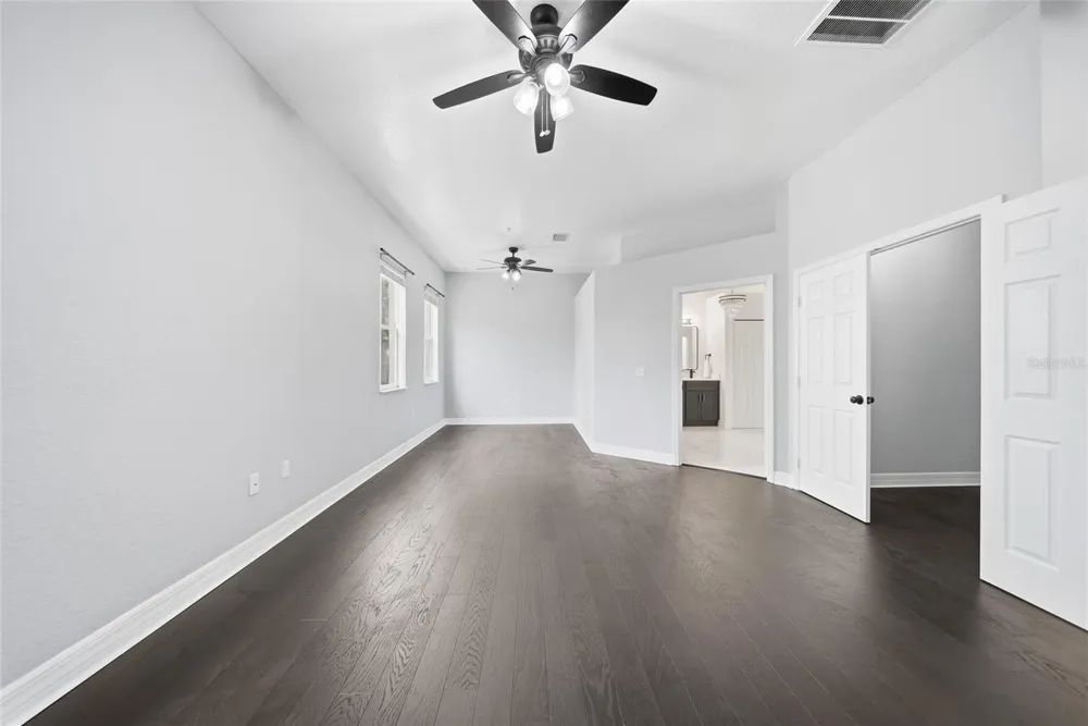515 VILLA TREVISO COURT Apollo Beach, FL 33572