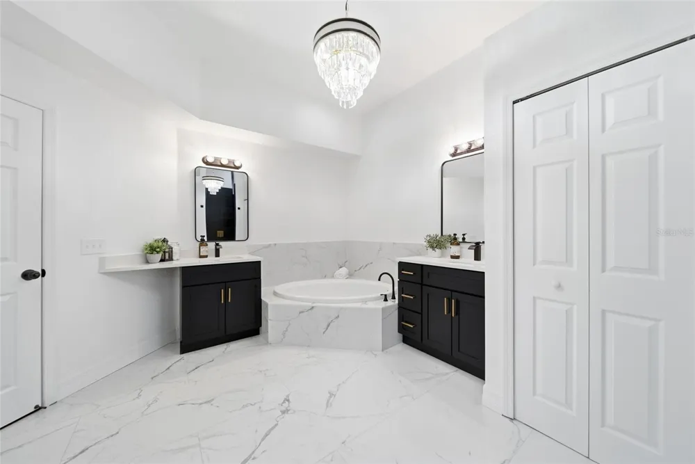 515 VILLA TREVISO COURT Apollo Beach, FL 33572