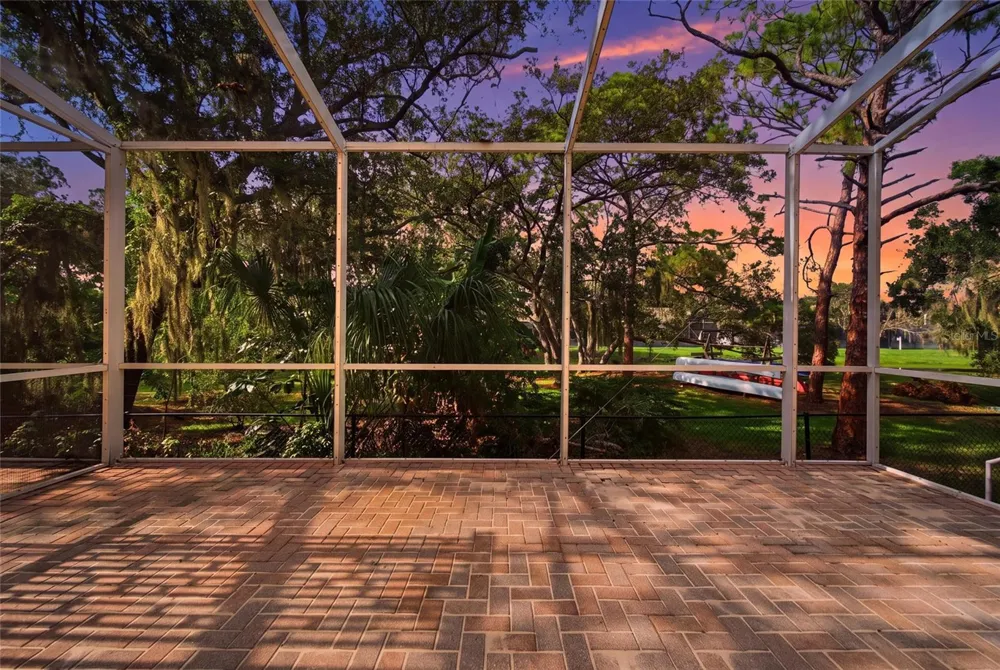 515 VILLA TREVISO COURT Apollo Beach, FL 33572