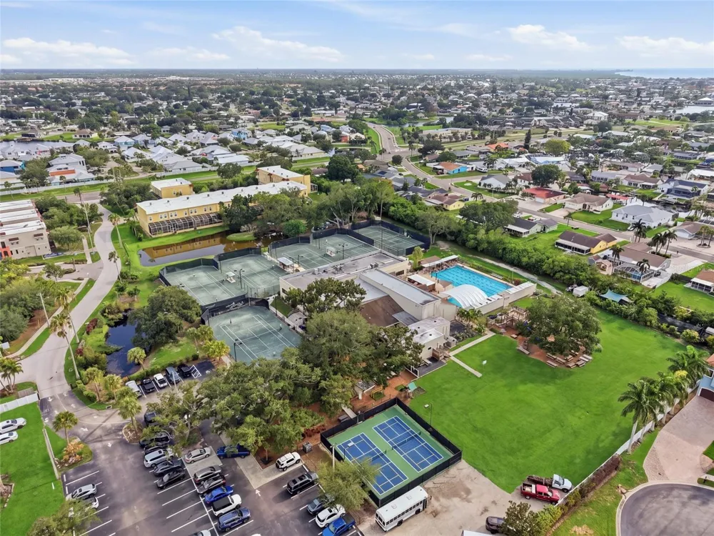 515 VILLA TREVISO COURT Apollo Beach, FL 33572