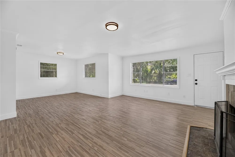 3636 TURTON AVENUE Jacksonville, FL 32208