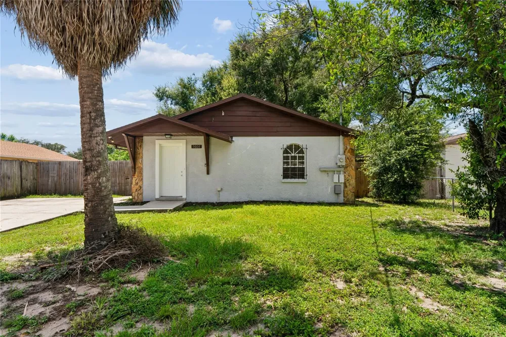 9608 10TH STREET Tampa, FL 33612