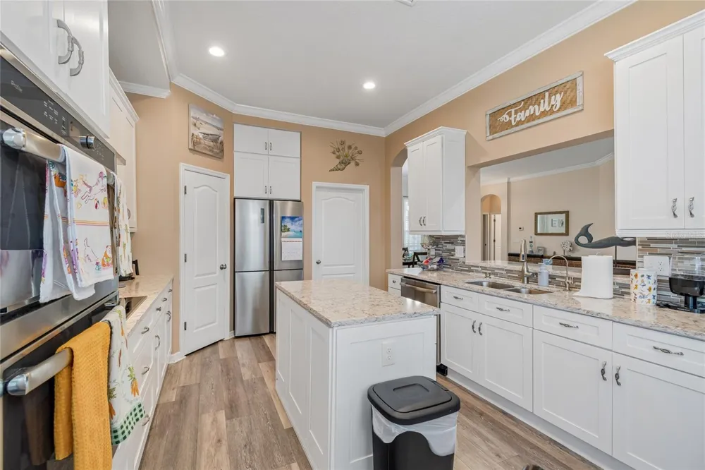 1119 VILLEROY DRIVE Sun City Center, FL 33573
