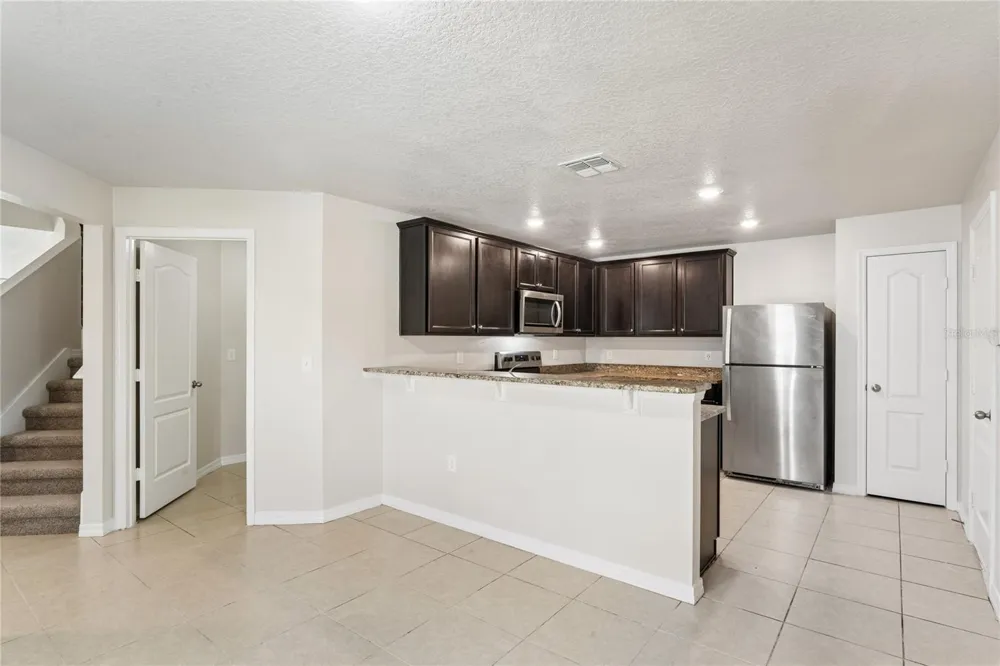 2427 CASPIAN DRIVE Lakeland, FL 33805