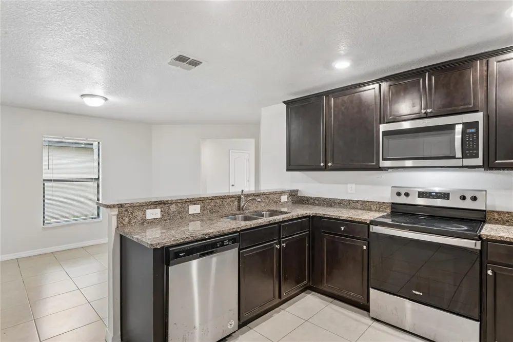 2427 CASPIAN DRIVE Lakeland, FL 33805