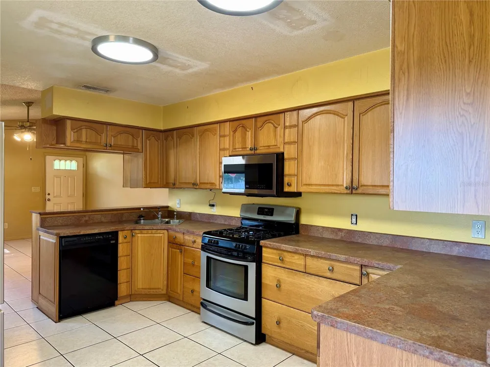 3646 28TH STREET St Petersburg, FL 33713
