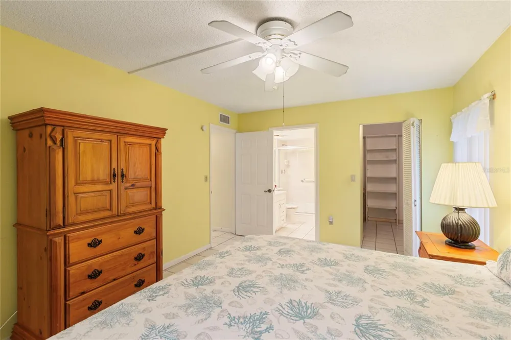 3232 LAKE PINE WAY E #B1 Tarpon Springs, FL 34688