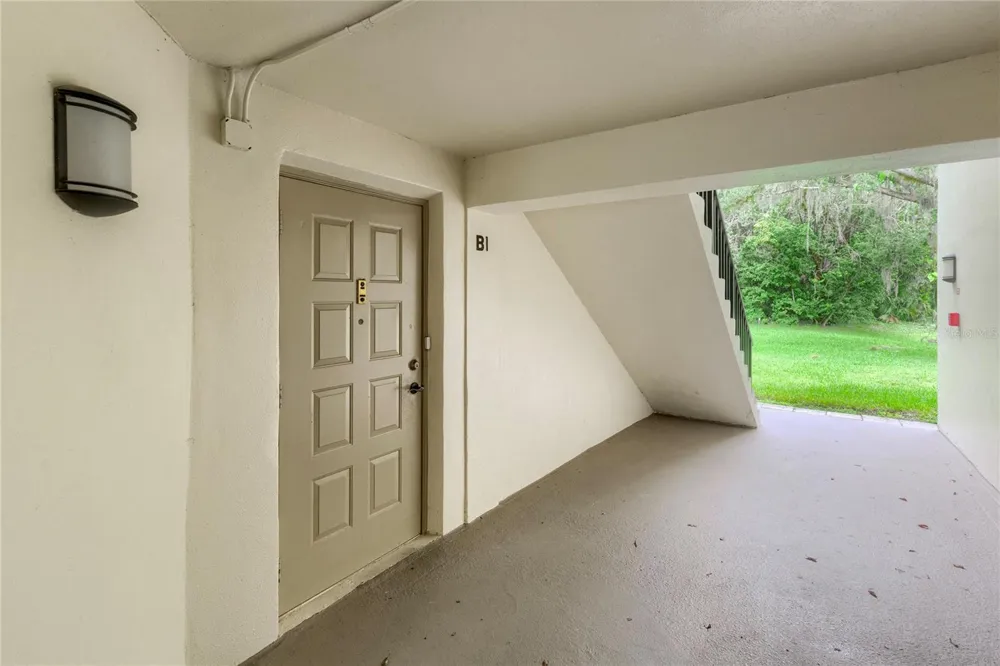 3232 LAKE PINE WAY E #B1 Tarpon Springs, FL 34688