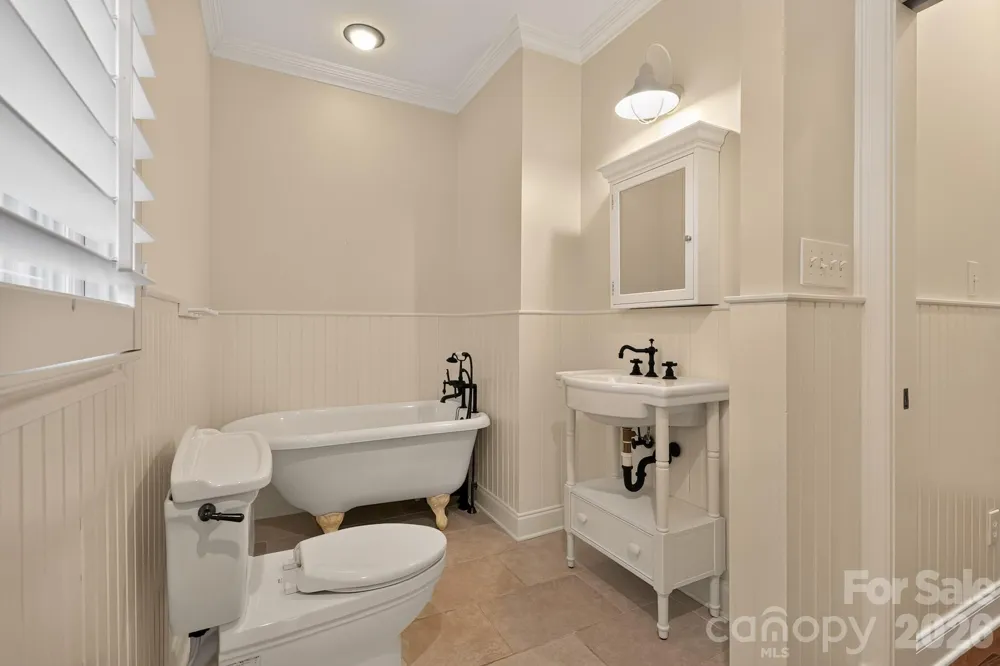 745 Saint Andrews Road Statesville, NC 28625