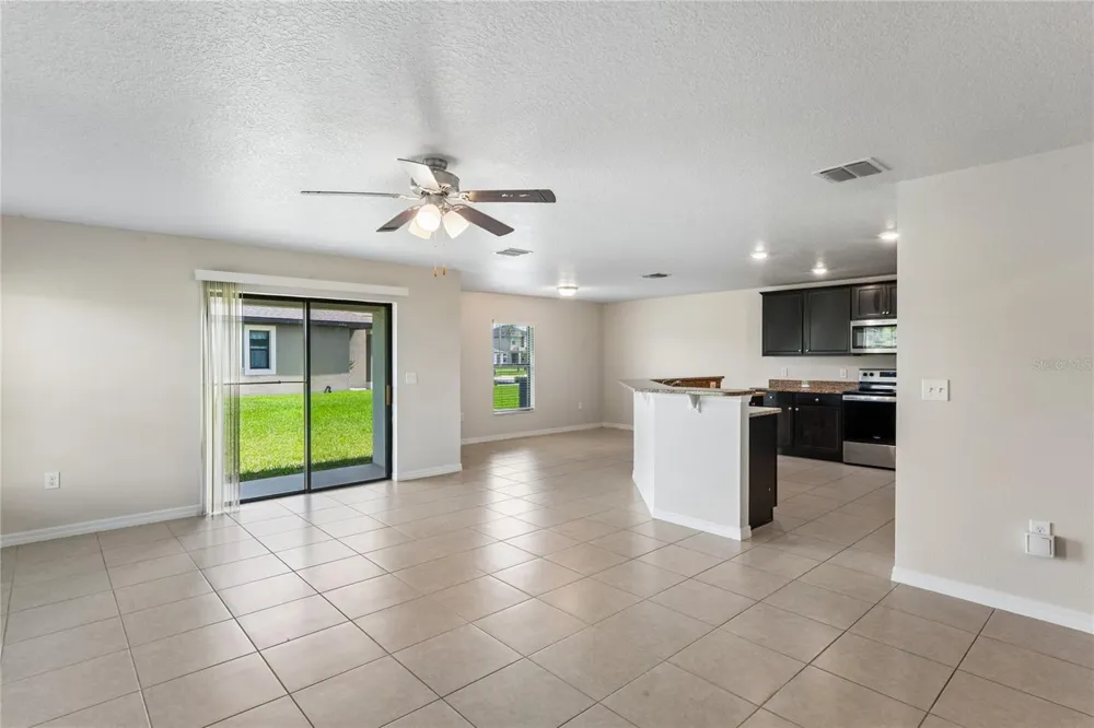 2403 CASPIAN DRIVE Lakeland, FL 33805