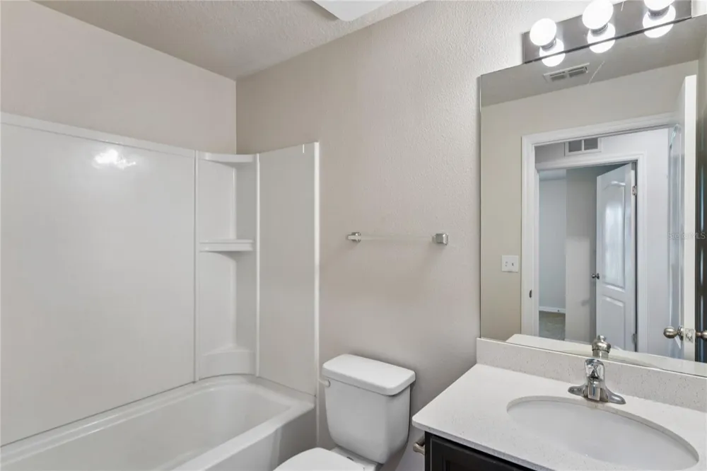 2403 CASPIAN DRIVE Lakeland, FL 33805