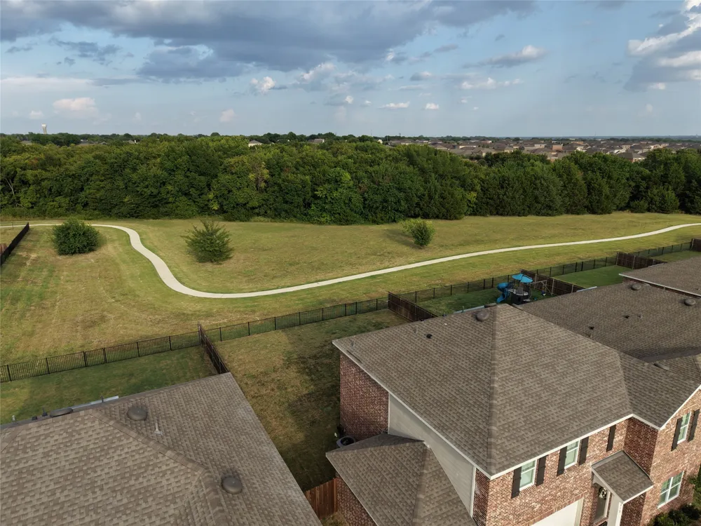 2208 Frio River Road Glenn Heights, TX 75154