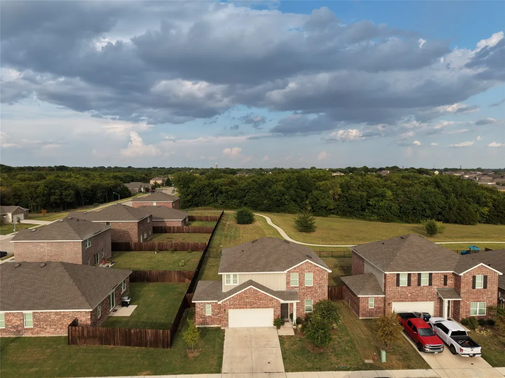 2208 Frio River Road Glenn Heights, TX 75154