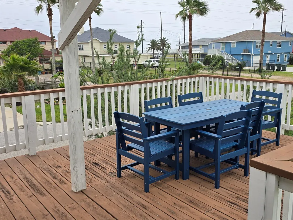 4222 Mason Drive Galveston, TX 77554