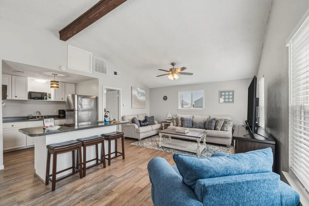 4222 Mason Drive Galveston, TX 77554