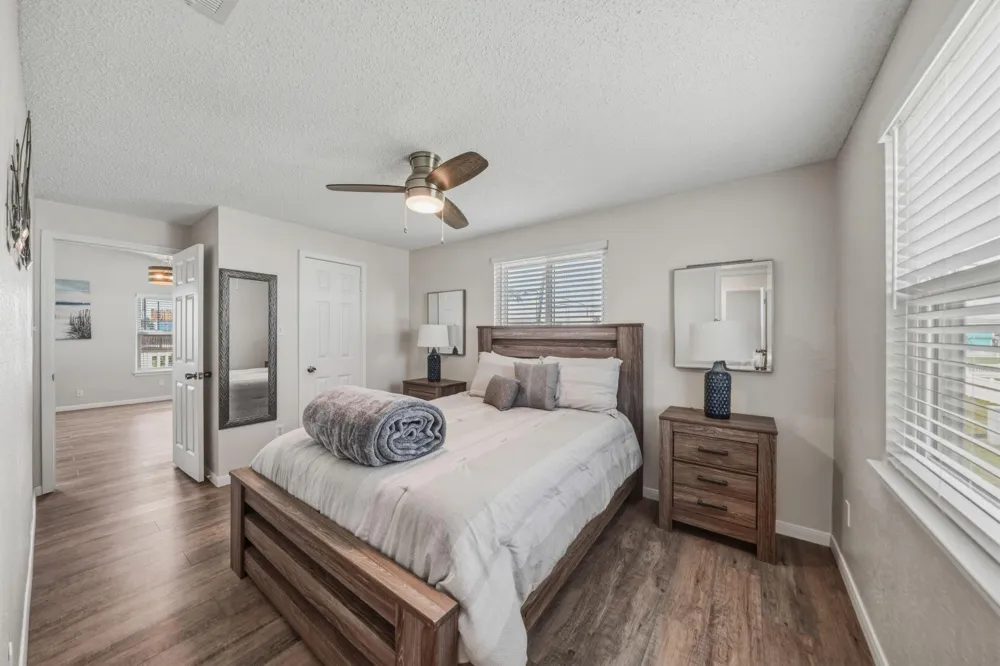 4222 Mason Drive Galveston, TX 77554