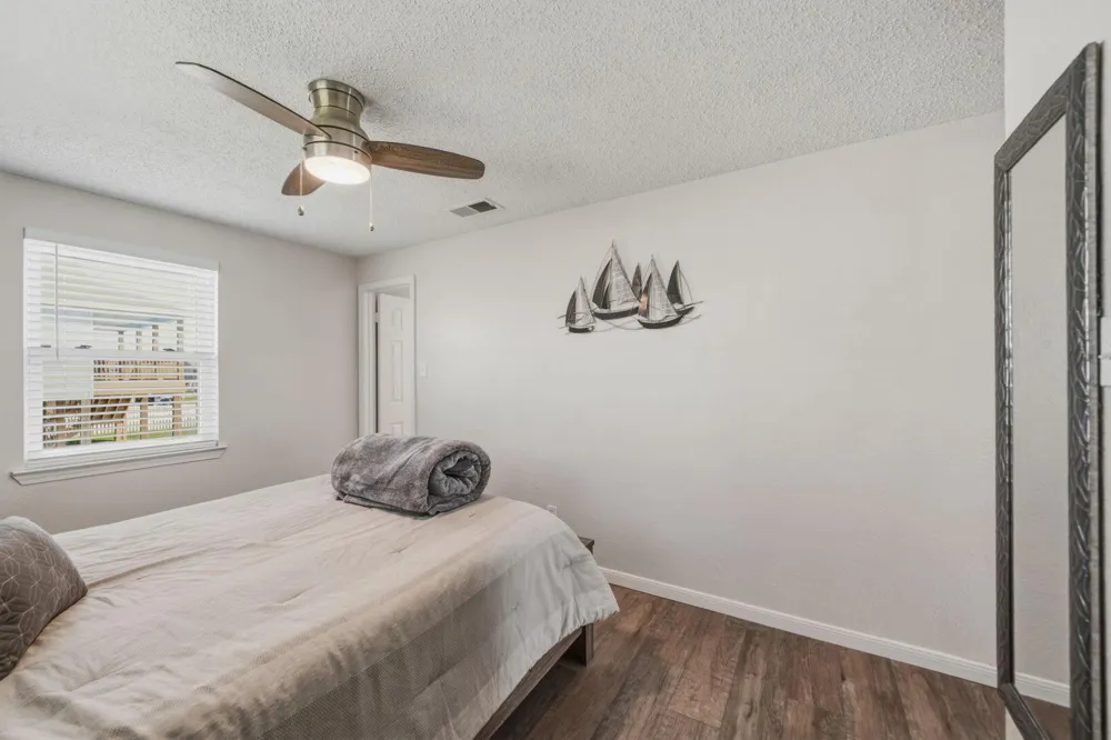 4222 Mason Drive Galveston, TX 77554