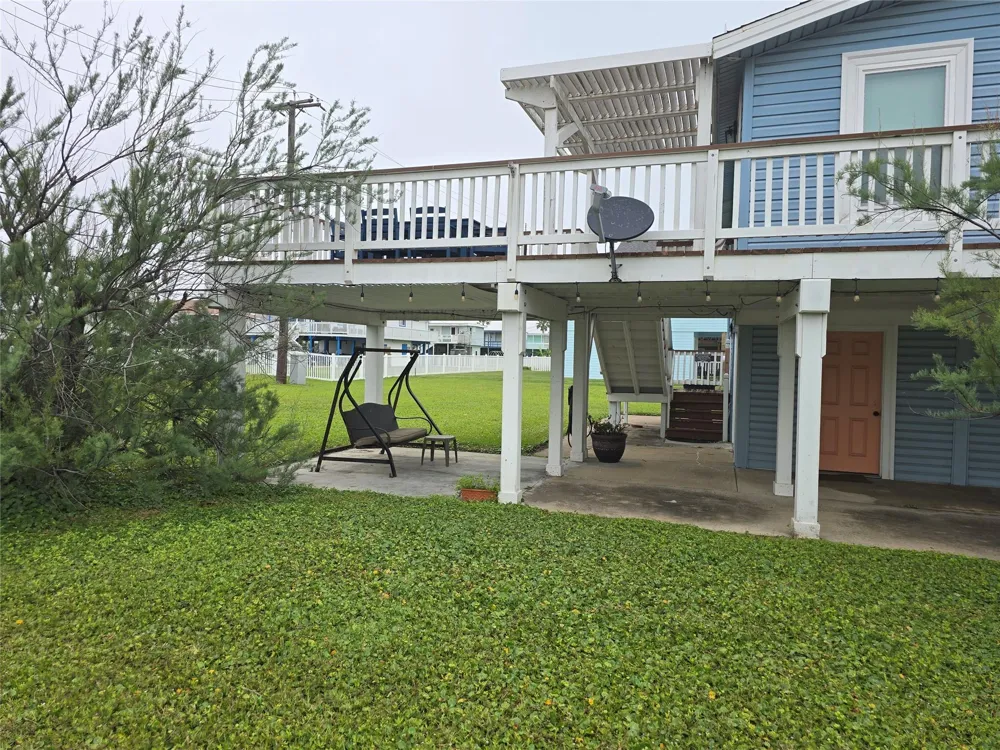 4222 Mason Drive Galveston, TX 77554
