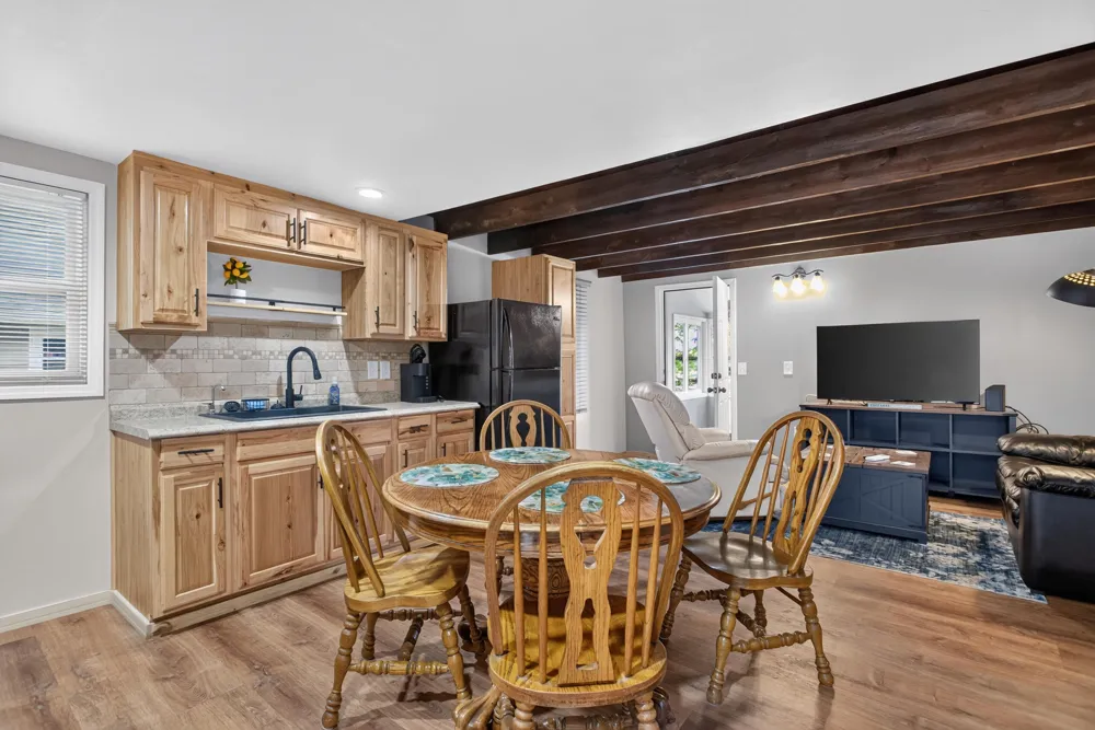 2210 Lakeview Drive Brooklyn, MI 49230