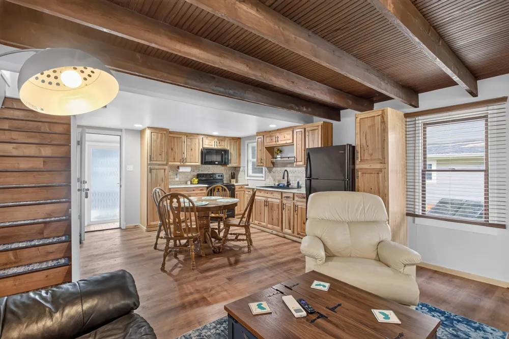 2210 Lakeview Drive Brooklyn, MI 49230