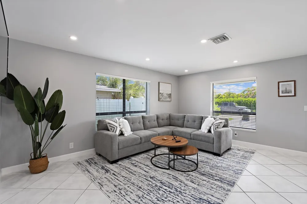 3370 NE 5TH DRIVE Boca Raton, FL 33431