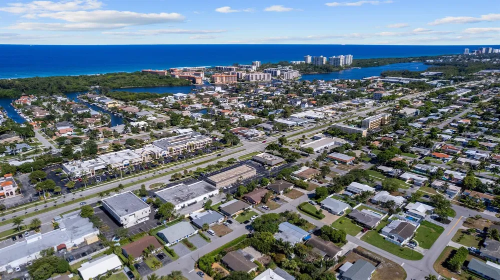 3372 NE 5th Drive Boca Raton, FL 33431