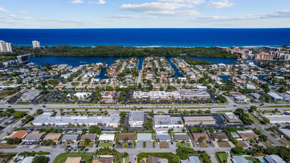 3372 NE 5th Drive Boca Raton, FL 33431