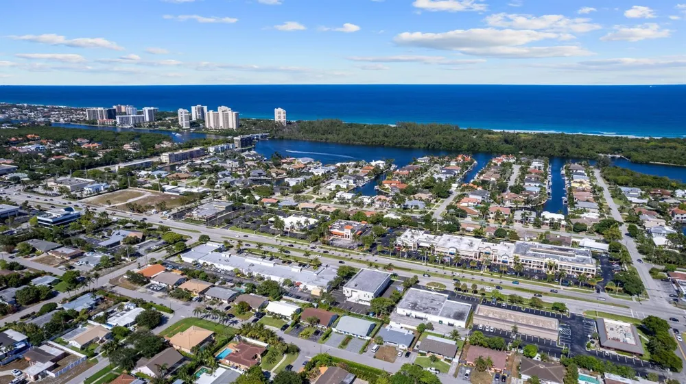 3372 NE 5th Drive Boca Raton, FL 33431