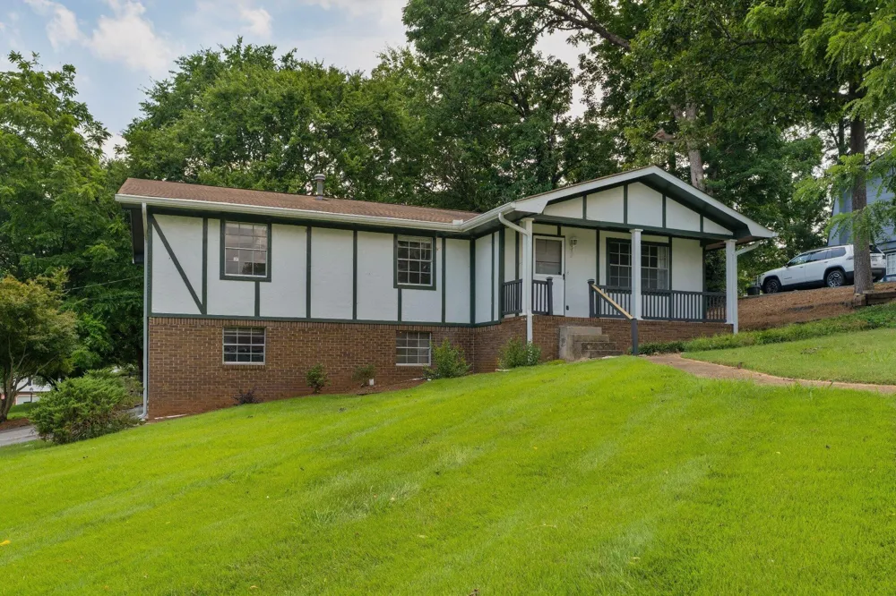922 Wesley Drive Hixson, TN 37343