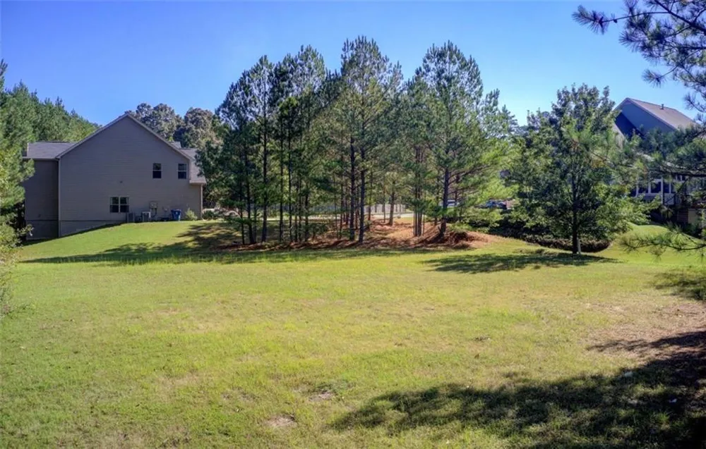 1597 Grassy Hill Ct Grayson, GA 30017