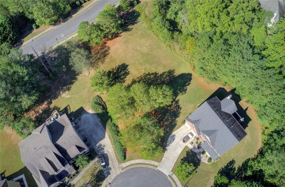 1597 Grassy Hill Ct Grayson, GA 30017