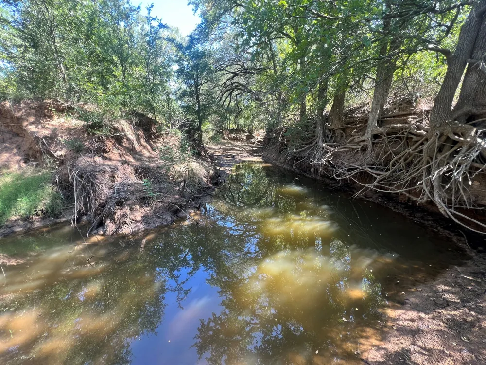 137 CR Cisco, TX 76437