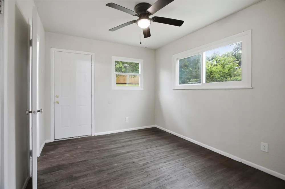 2264 Fritz Allen Street Sansom Park, TX 76114