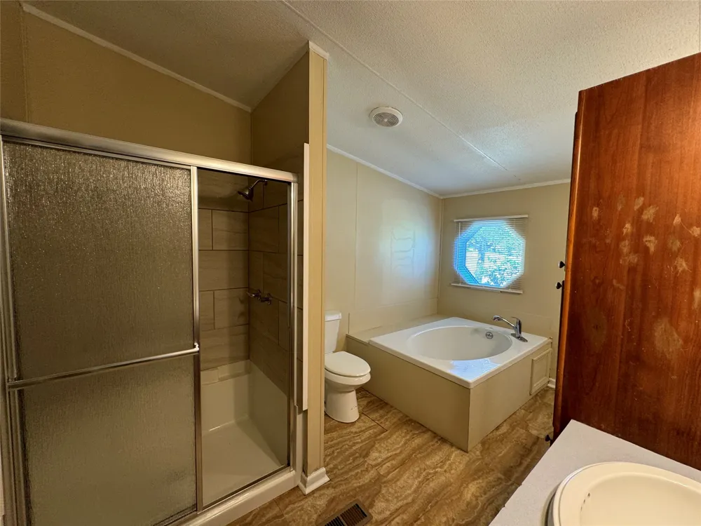 161 Flournoy Lucus Shreveport, LA 71106
