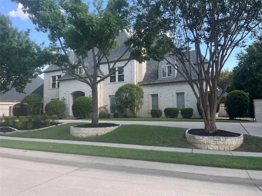 2001 Thames Trail Colleyville, TX 76034