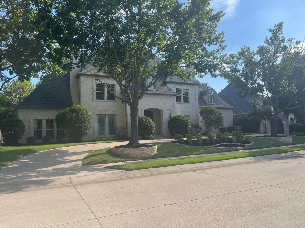 2001 Thames Trail Colleyville, TX 76034