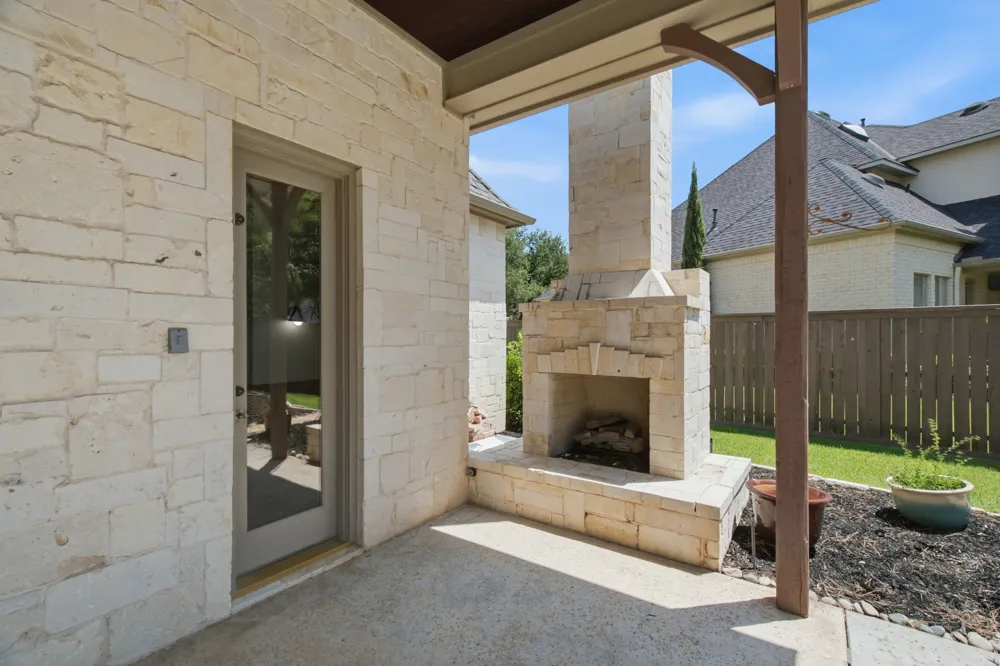 2001 Thames Trail Colleyville, TX 76034