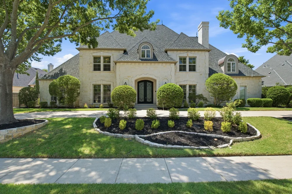 2001 Thames Trail Colleyville, TX 76034