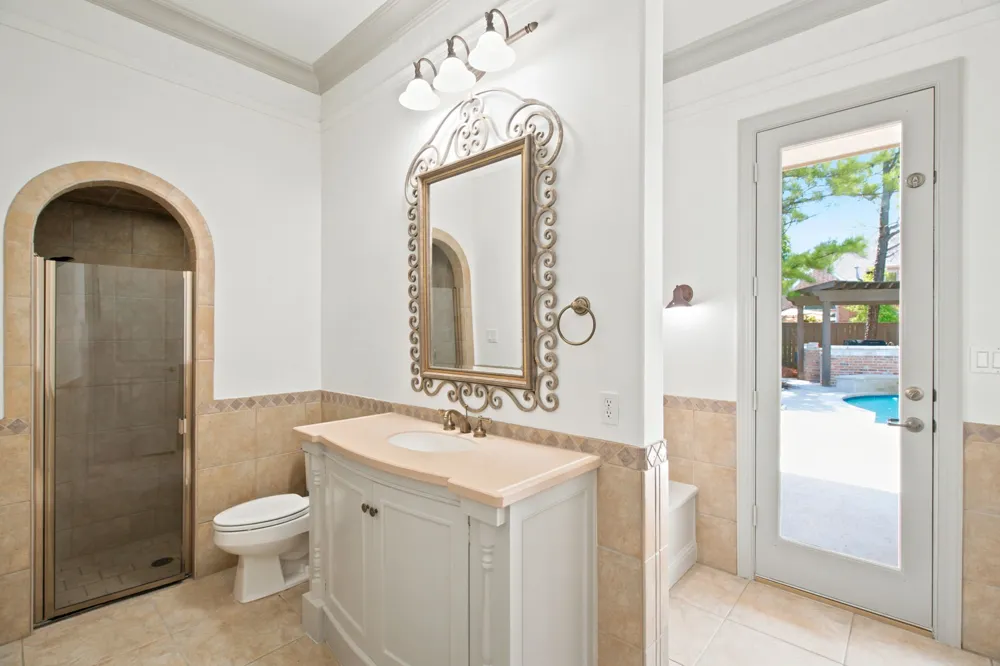 2001 Thames Trail Colleyville, TX 76034