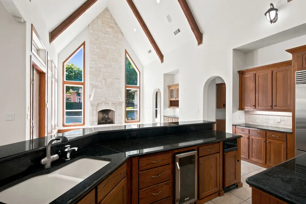 2001 Thames Trail Colleyville, TX 76034