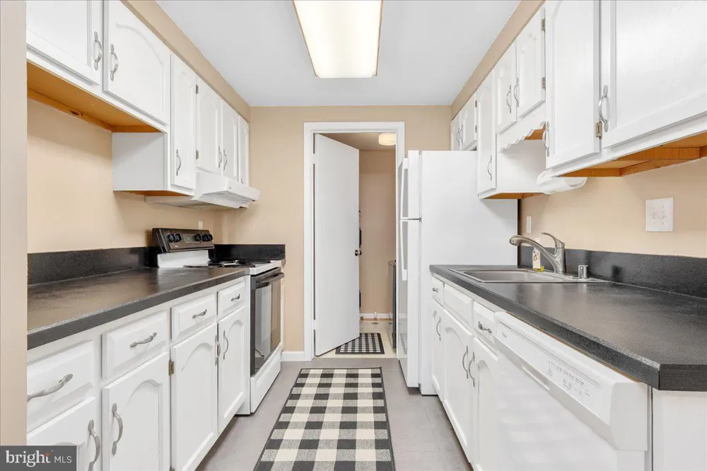 1500 KENSINGTON DRIVE Hagerstown, MD 21742