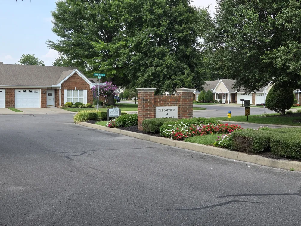 335 Forest Glen Cir Murfreesboro, TN 37128