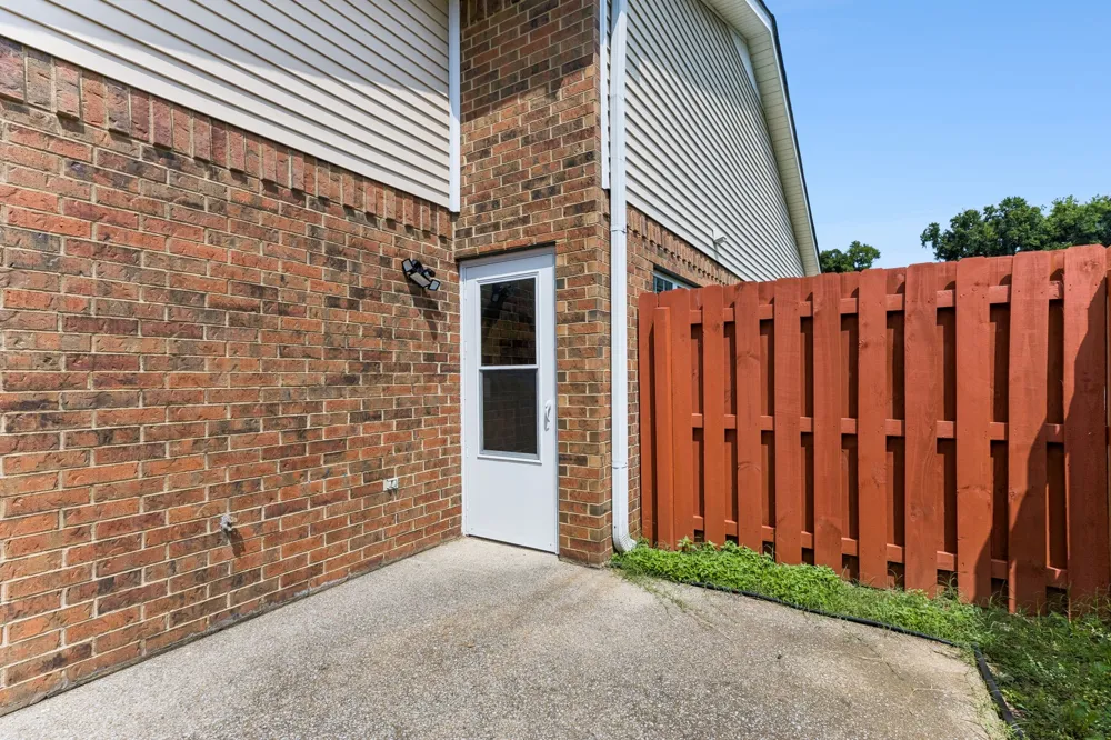 335 Forest Glen Cir Murfreesboro, TN 37128