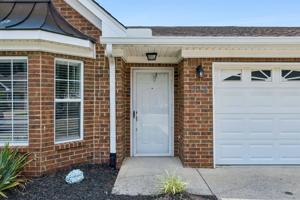 335 Forest Glen Cir Murfreesboro, TN 37128