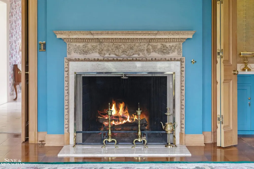 105 Lake Shore Road Grosse Pointe Farms City, MI 48236